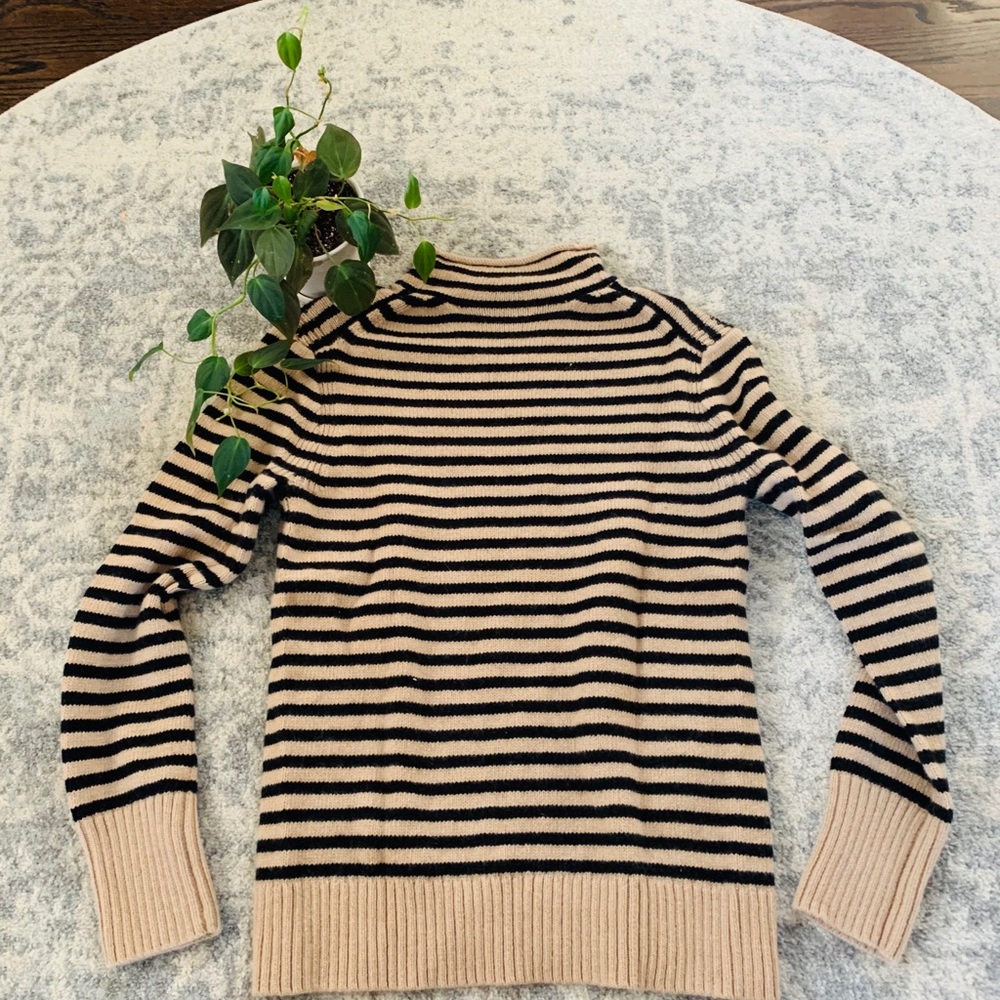 J.Crew Sweater - Picture 4 of 4